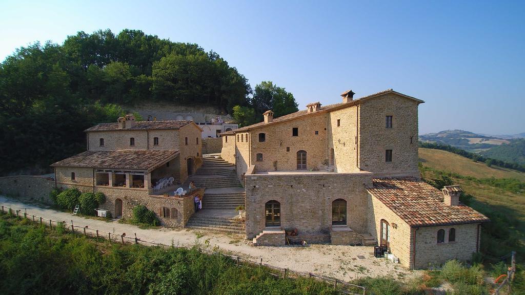 فيلا Borgo Storico Cisterna Macerata Feltria المظهر الخارجي الصورة